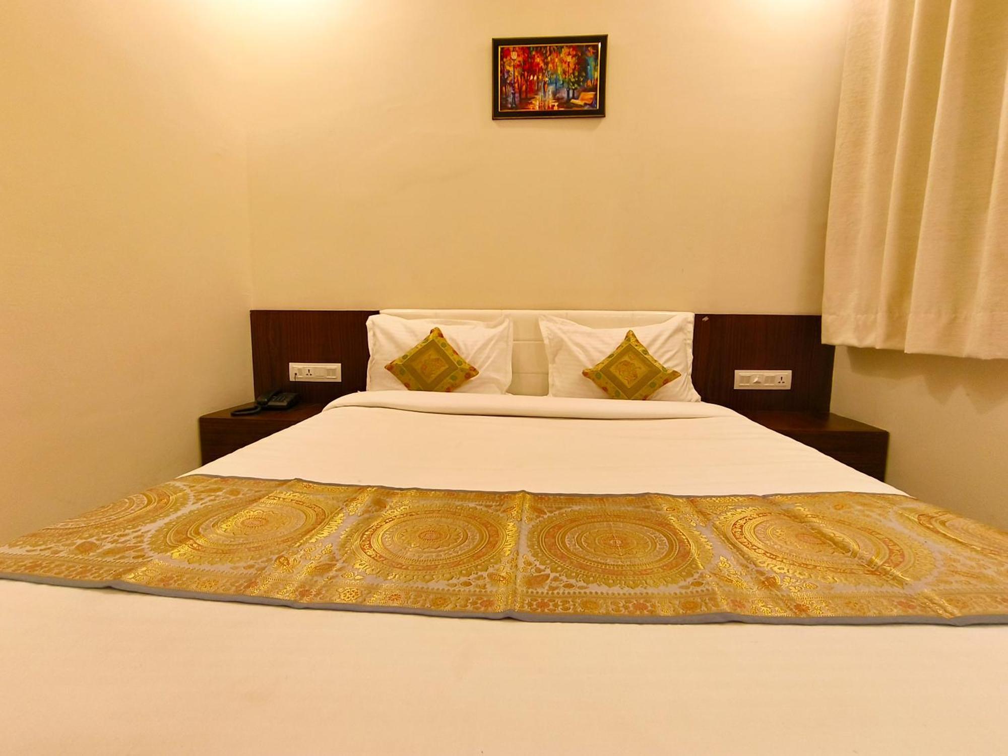 Hotel Veer Palace Near Udaipole Ουνταϊπούρ Εξωτερικό φωτογραφία